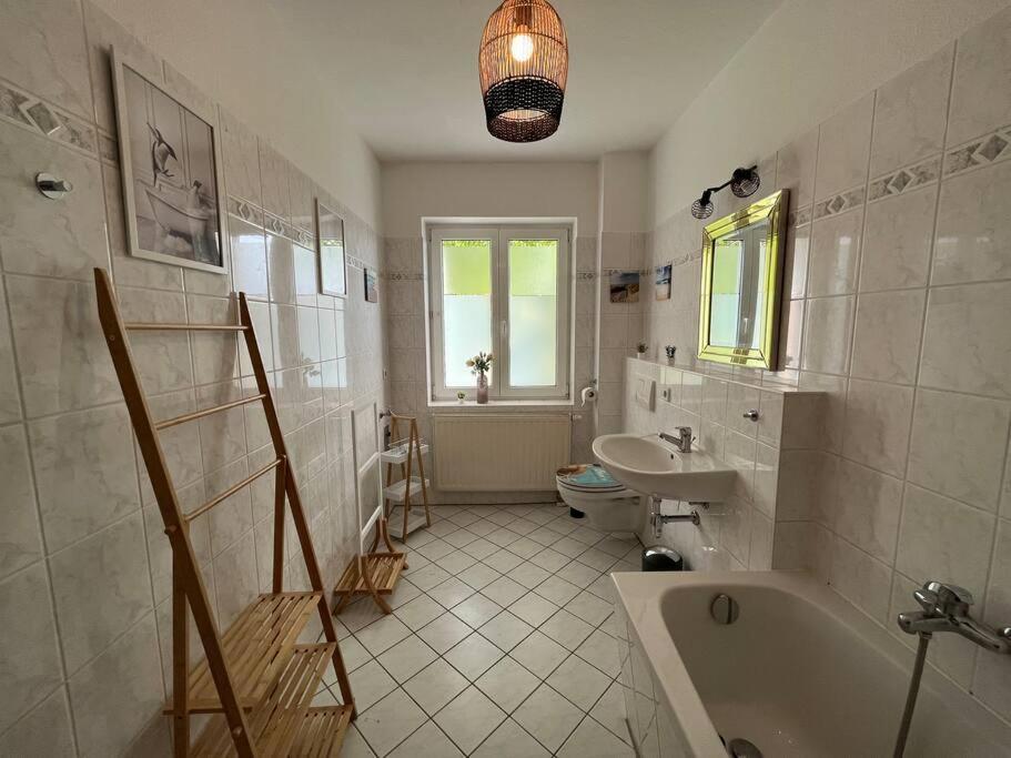 Blue Chili 22 - 2-Raum-Wohnung Im Stadtfeld Ost マクデブルク エクステリア 写真